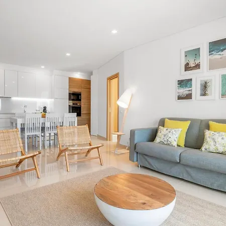 Yellow Beach Ocean View - Porto De Mos Apartment *
